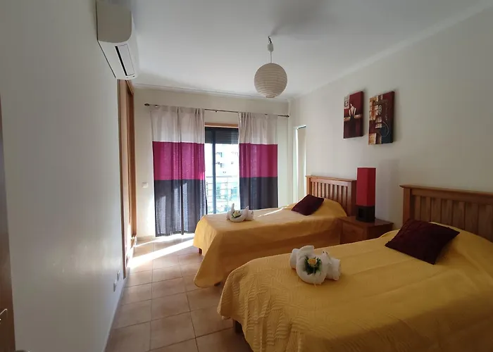 T3 2ºb Navegantes - Casas & Papeis *